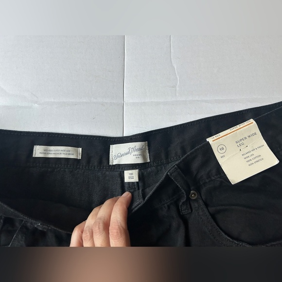 Universal Thread Women's Mid-Rise Super Wide Leg Jeans Size 16 - Picture 3 of 9